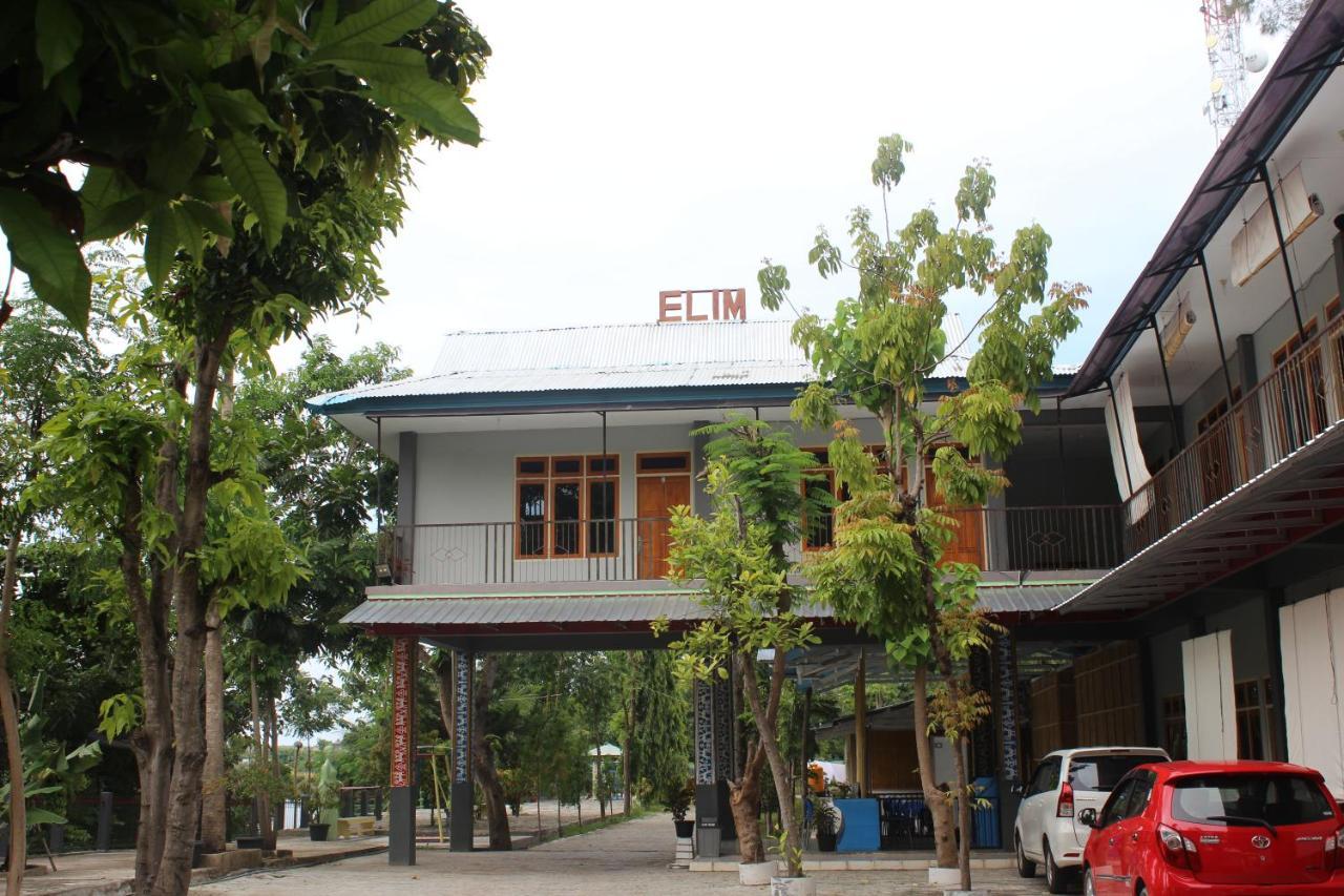 Pondok Wisata Dan Restoran Elim Waingapu Dış mekan fotoğraf