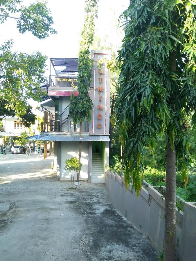 Pondok Wisata Dan Restoran Elim Waingapu Dış mekan fotoğraf