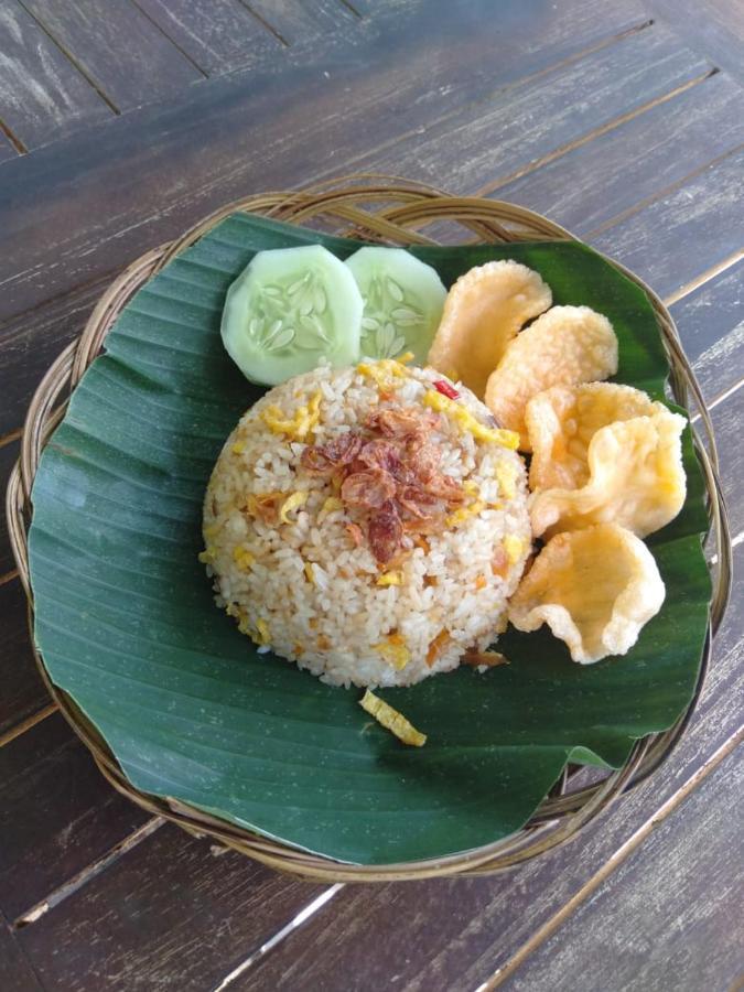 Pondok Wisata Dan Restoran Elim Waingapu Dış mekan fotoğraf