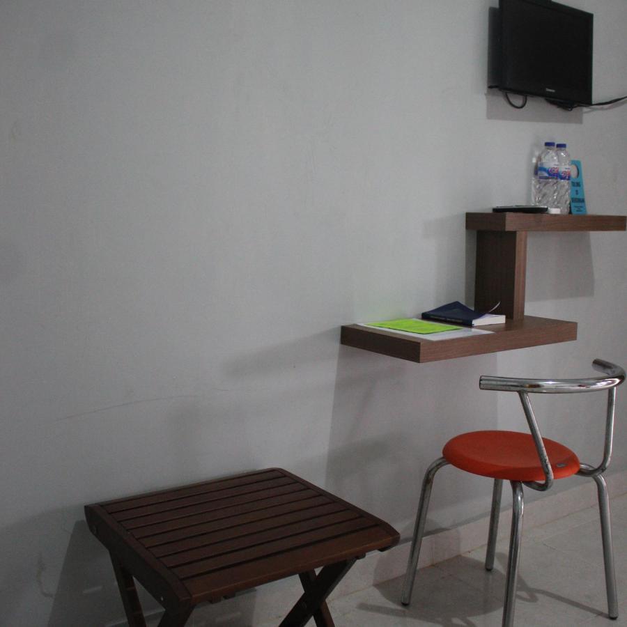 Pondok Wisata Dan Restoran Elim Waingapu Dış mekan fotoğraf