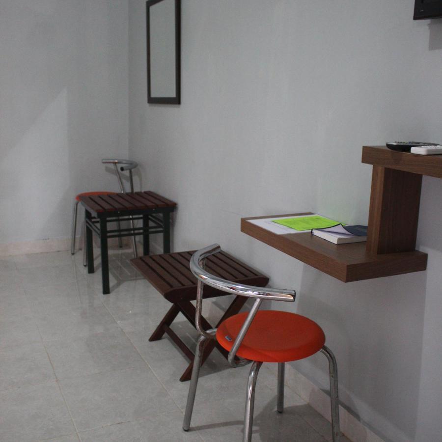 Pondok Wisata Dan Restoran Elim Waingapu Dış mekan fotoğraf